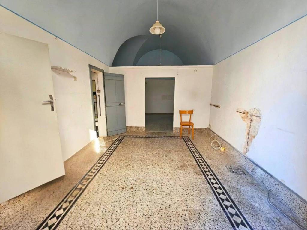 Casa indipendente a Mola di bari in Via Nino Bixio, 36 - Foto 4