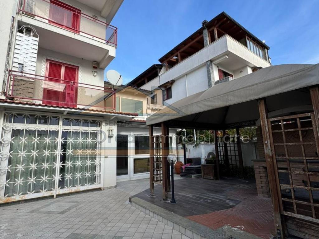Villa a Villaricca in Via Enrico Fermi - Foto 4