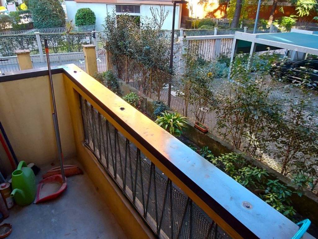 Appartamento a Bologna in Via Claudio Treves - Foto 4