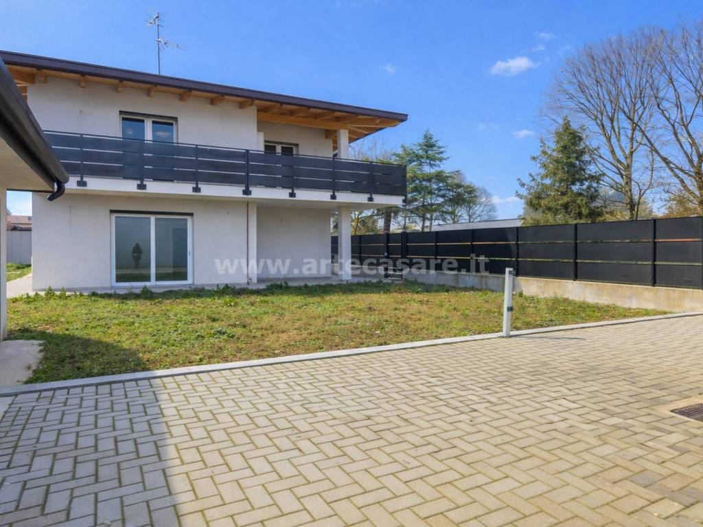 Villa a Magnago in Via Luigi Cadorna - Foto 3