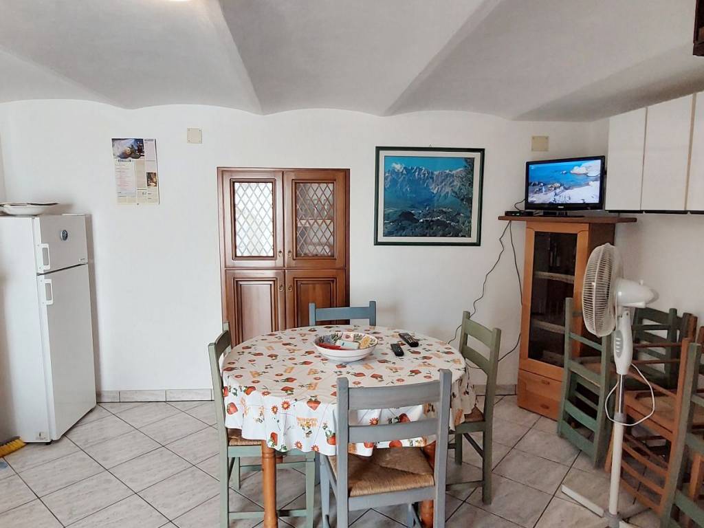 Casa indipendente a Isola del gran sasso d'italia in Frazione Capsano - Foto 3