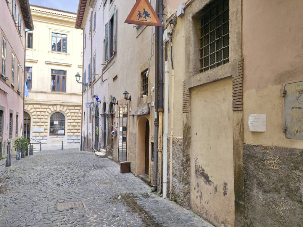 Appartamento a Frascati in Via Vincenzo Gioberti - Foto 2