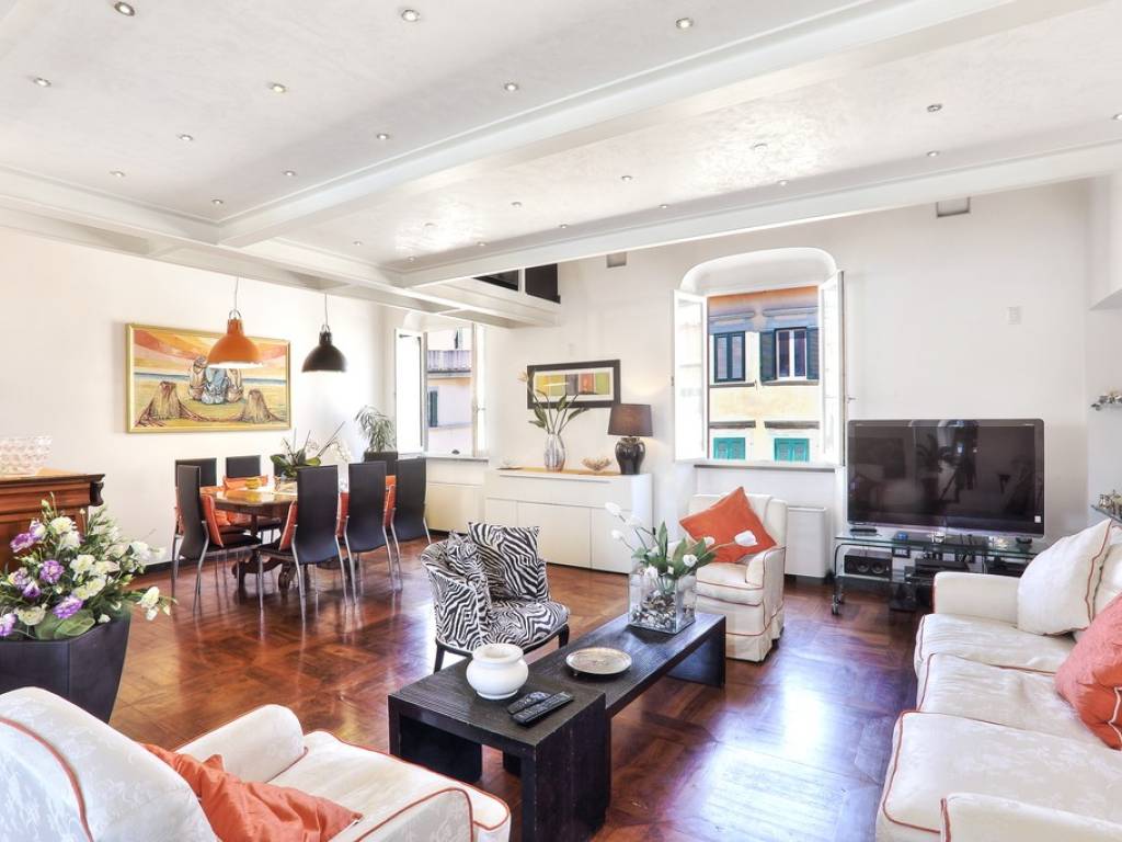 Attico / mansarda a Portoferraio in Piazza Camillo Benso di Cavour - Foto 5