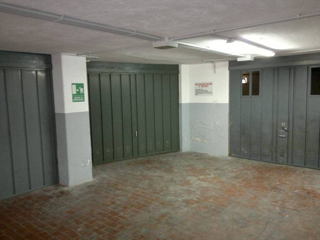 Box / garage a Albenga in via Venezia, 40 - Foto 2