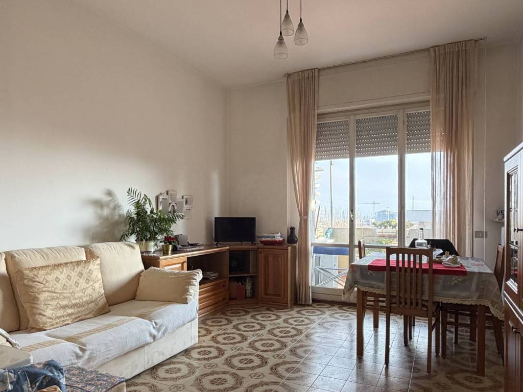 Appartamento a Pesaro in Via Baldi, 62 - Foto 2