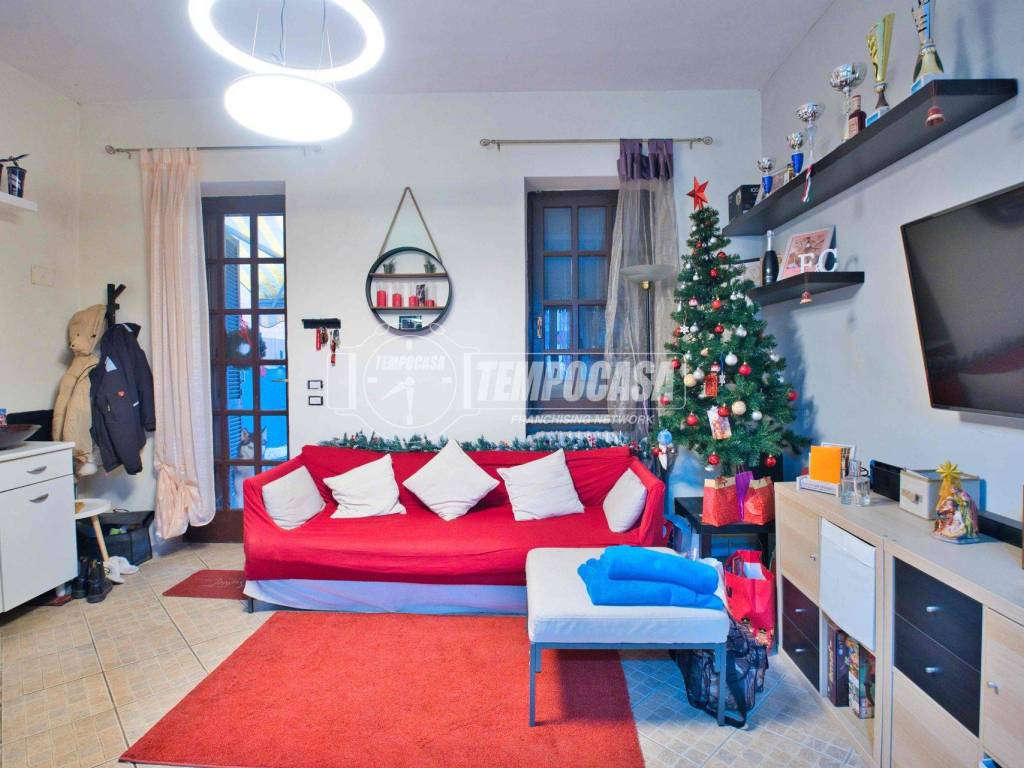 Appartamento a Vercelli in Via Leonardo Walter Manzone 52 - Foto 2