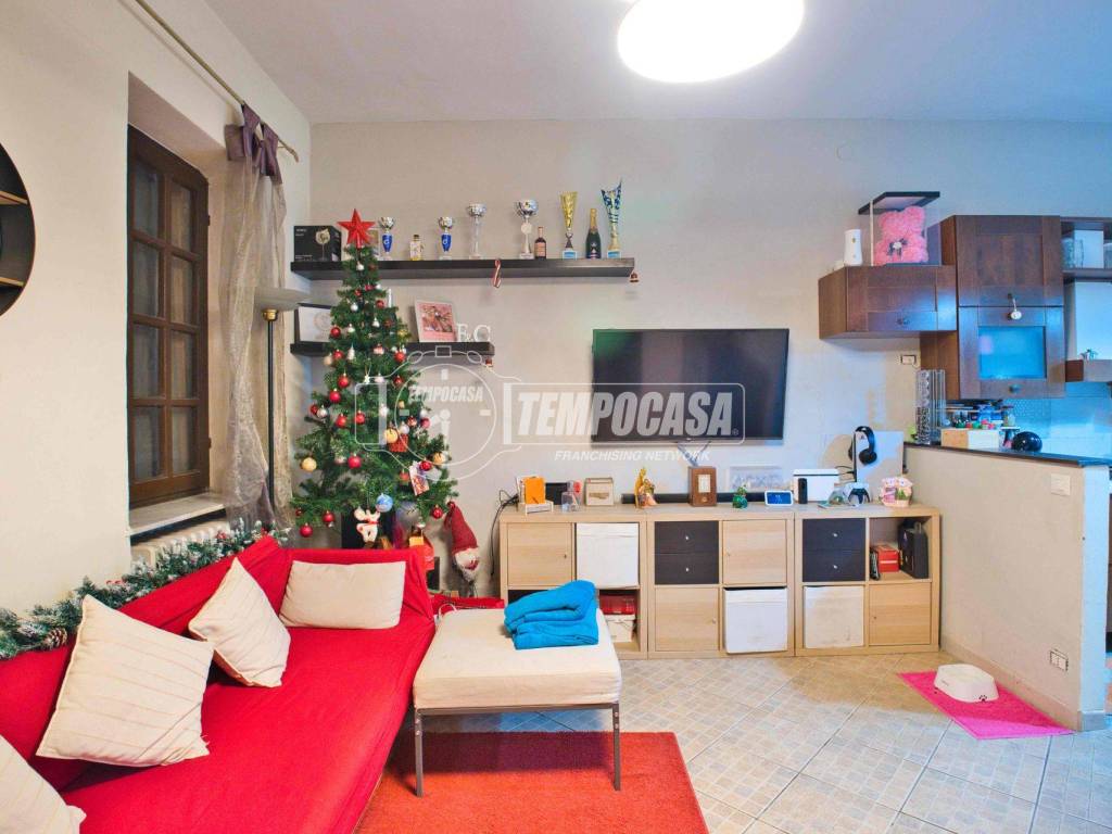 Appartamento a Vercelli in Via Leonardo Walter Manzone 52 - Foto 3