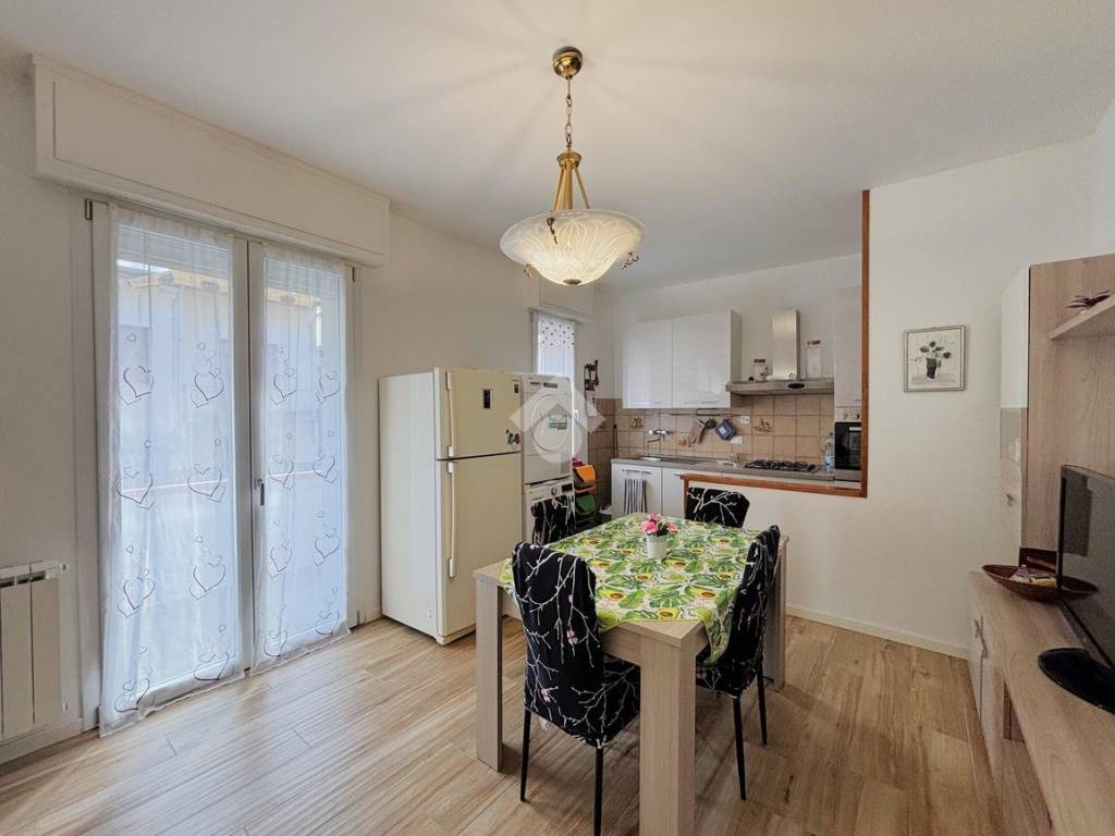 Villa a Montale in Via Arrigo Boito, 38 - Foto 4