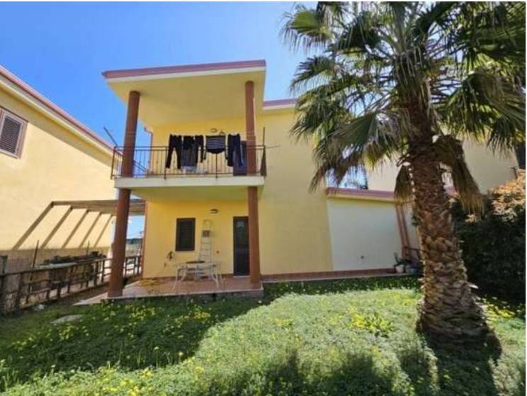 Villa a Crotone in VIA DEI TIGLI - Foto 3