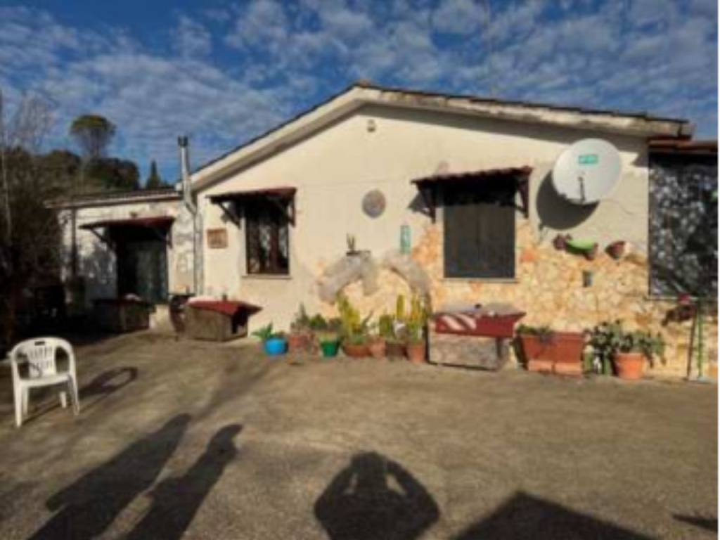 Appartamento a Palombara sabina in Strada Provinciale Palombarese - Foto 2