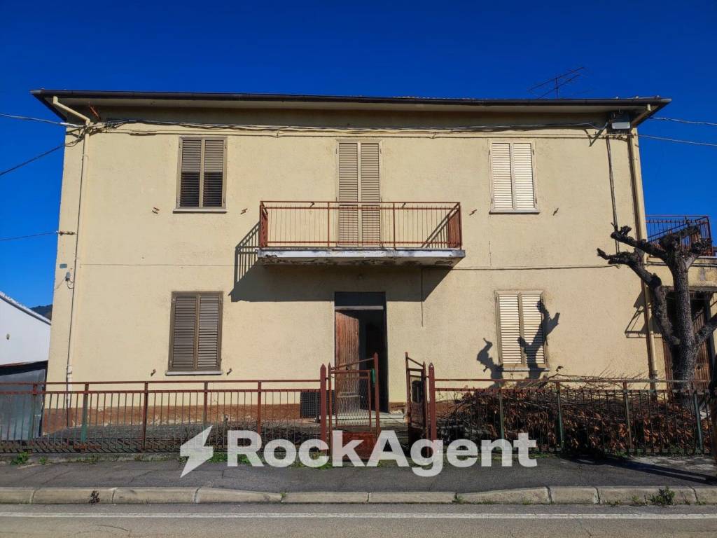 Casa indipendente a Scafa in Contrada Pianapuccia - Foto 3