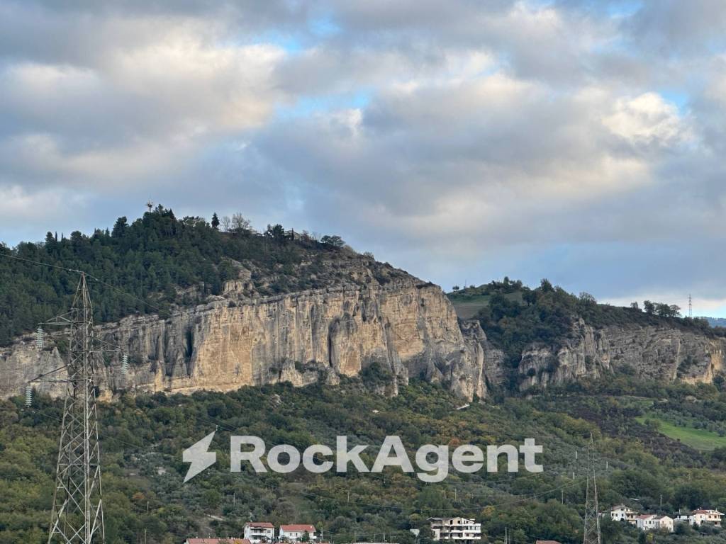 Attico / mansarda a Alanno in Via del Villino - Foto 3