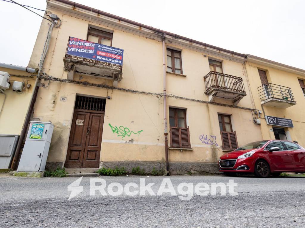 Palazzo / stabile a Catanzaro in Via Francesco Paglia, 44 - Foto 3