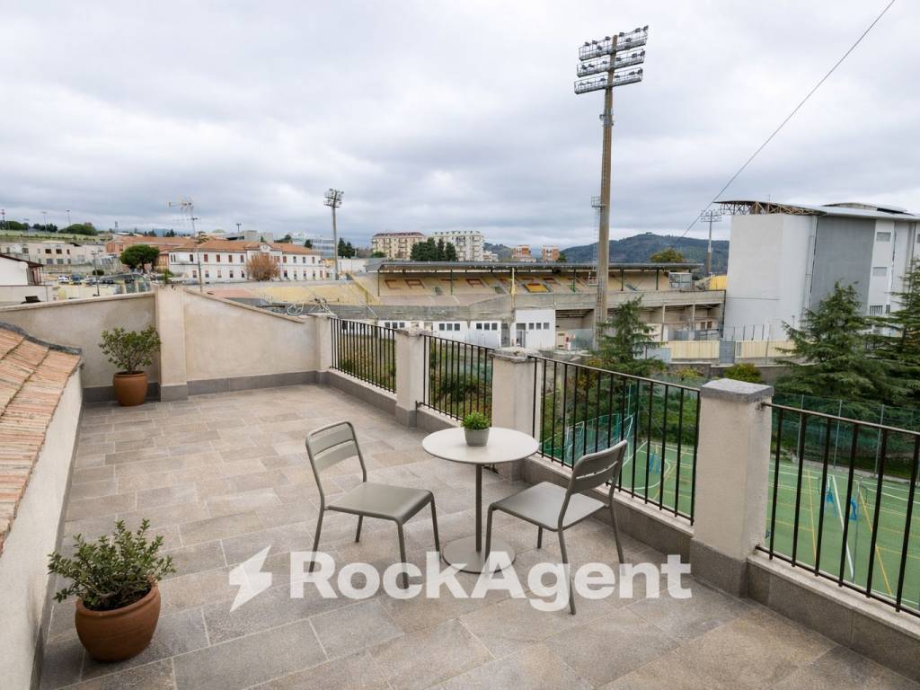 Palazzo / stabile a Catanzaro in Via Francesco Paglia, 44 - Foto 5