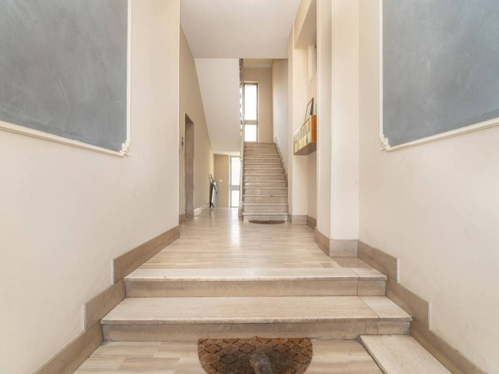 Appartamento a Barge in Piazza Luigi Einaudi, 5 - Foto 3