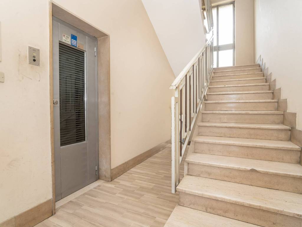 Appartamento a Barge in Piazza Luigi Einaudi, 5 - Foto 4