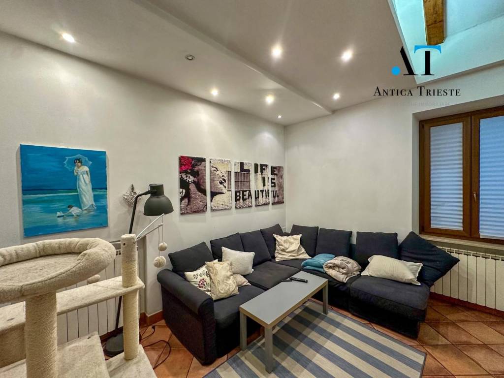 Appartamento a Trieste in Via Giovanni Pascoli, 5 - Foto 2