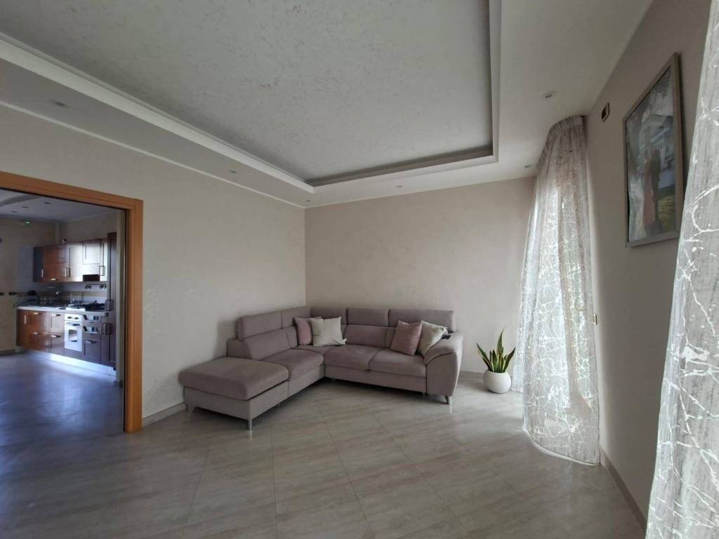 Appartamento a Avellino in via rocco scotellaro, 11 - Foto 2