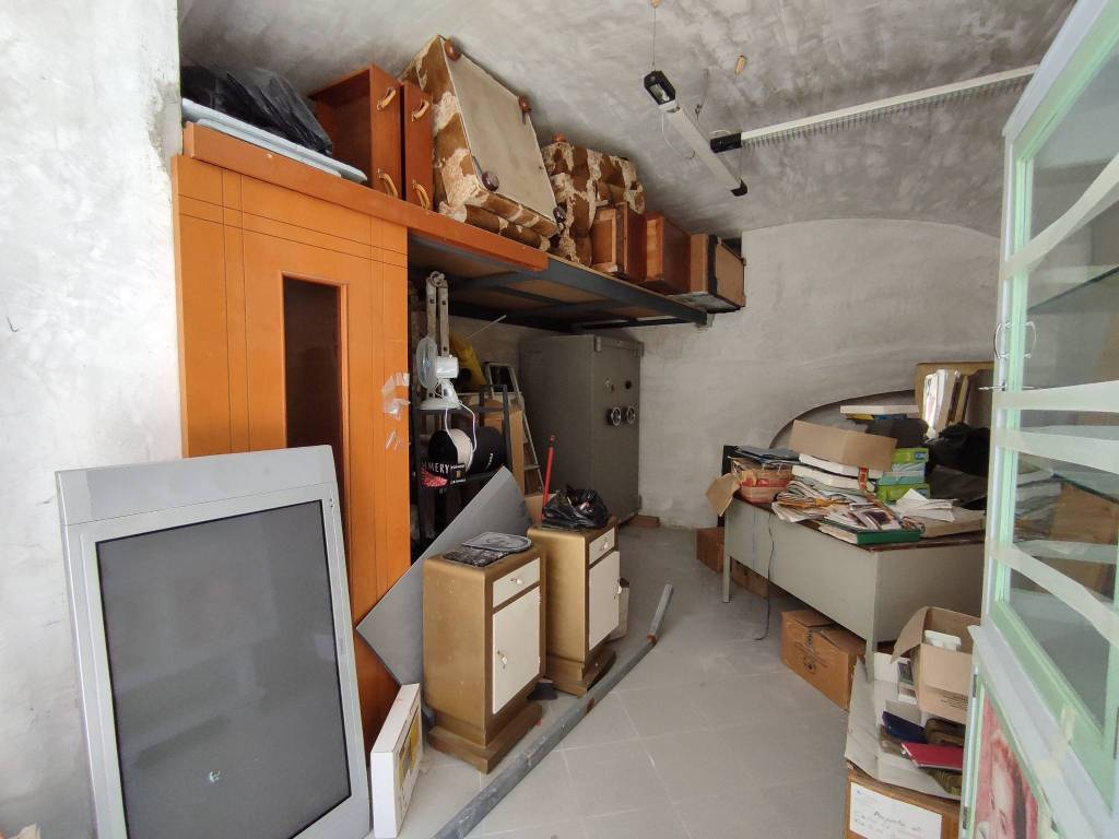 Box / garage a Caserta in Via Gian Battista Vico - Foto 4