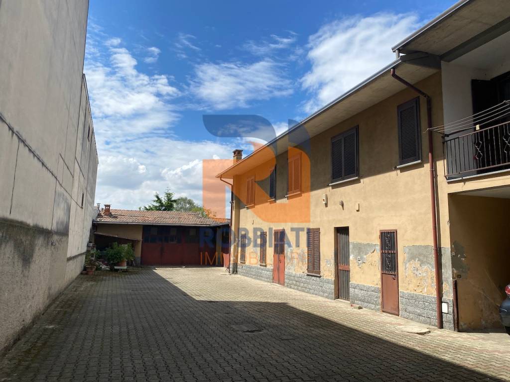 Villa a Cava manara in VIA TOGLIATTI, 26 - Foto 2