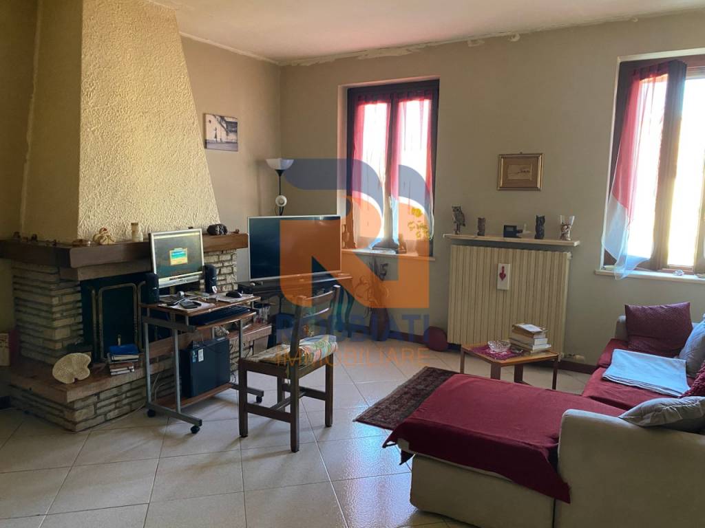 Villa a Cava manara in VIA TOGLIATTI, 26 - Foto 5