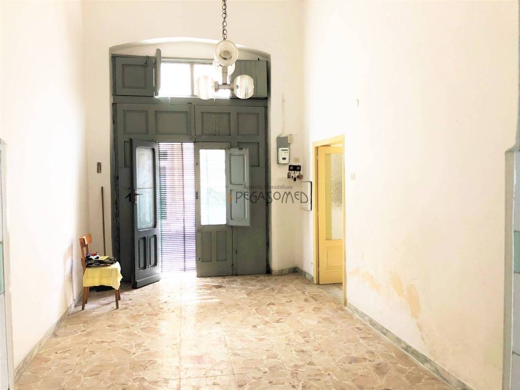 Appartamento a San vito dei normanni in Via Giuseppe Garibaldi, 136 - Foto 2