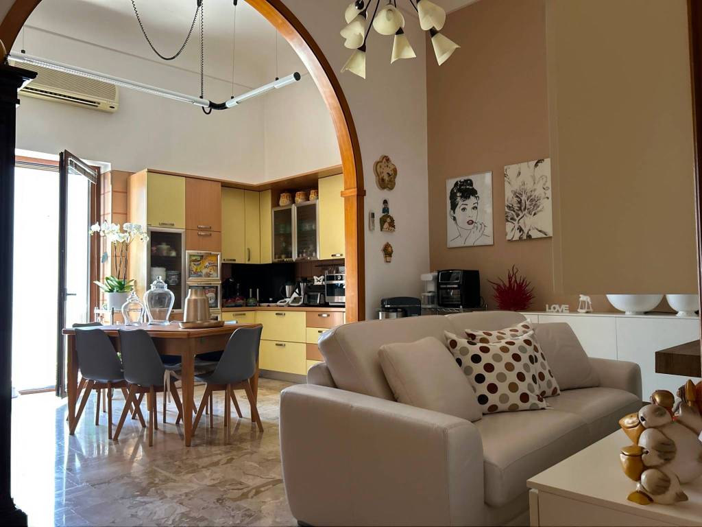 Appartamento a Grottaglie in Via Alessandro Manzoni, 2 - Foto 3