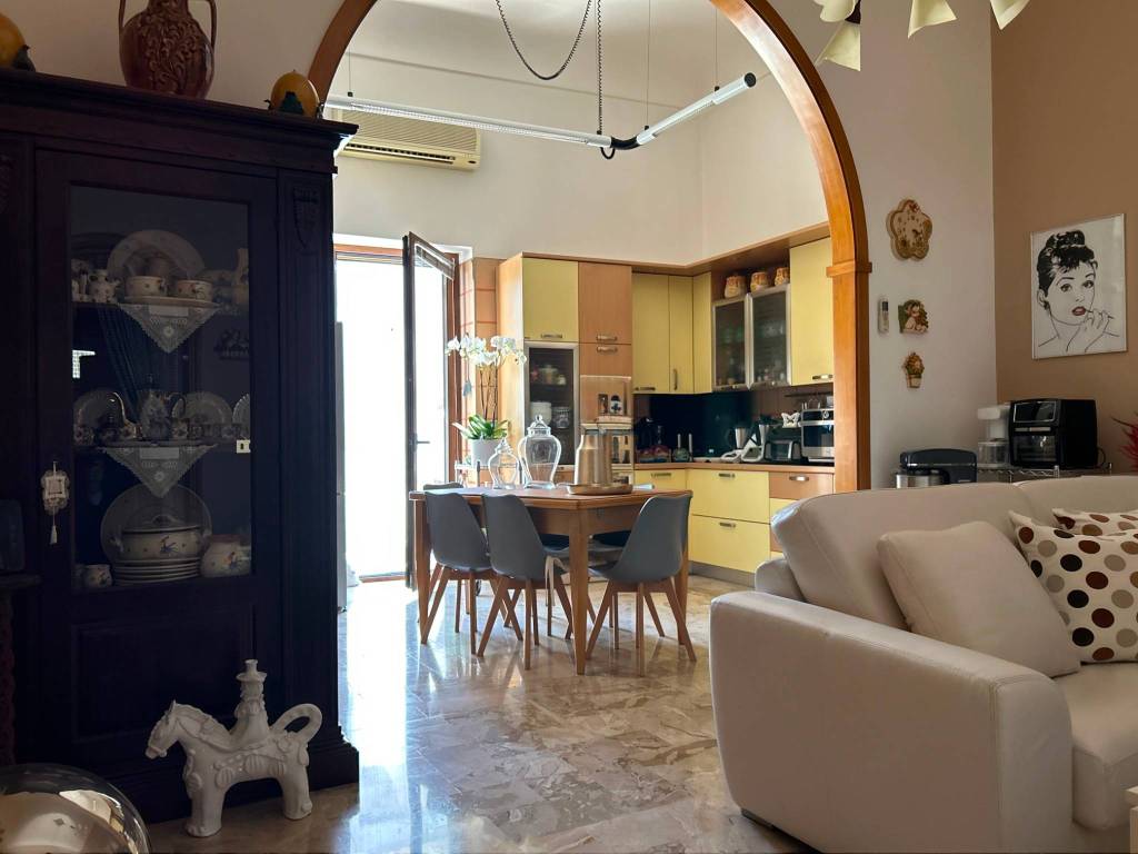 Appartamento a Grottaglie in Via Alessandro Manzoni, 2 - Foto 4