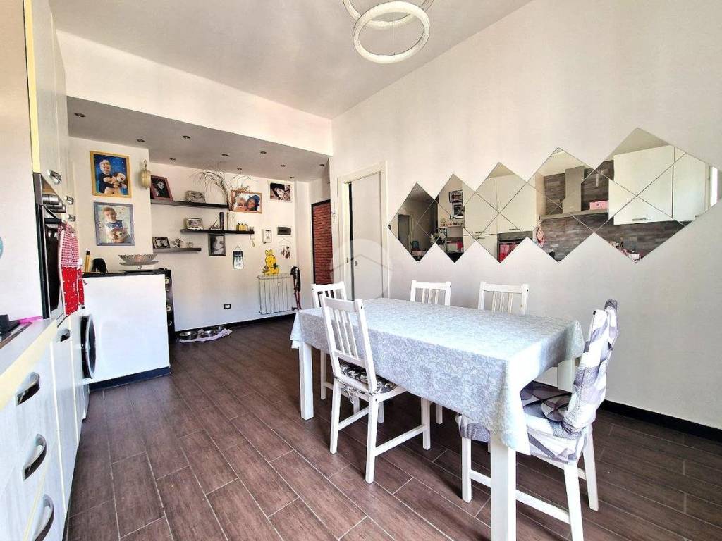 Appartamento a Genova in Via Erpidio Berno, 73 - Foto 4