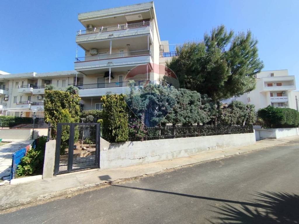 Appartamento a Lesina in Viale Mercurio - Foto 3