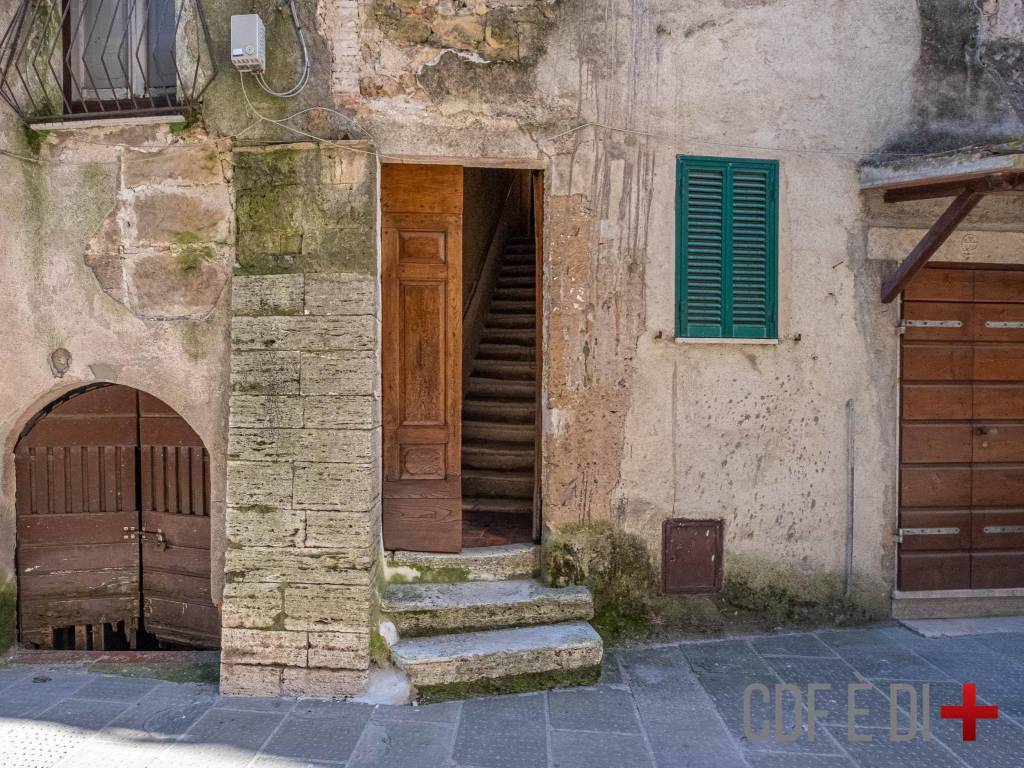 Appartamento a Pitigliano in Via Generale Orsini - Foto 3