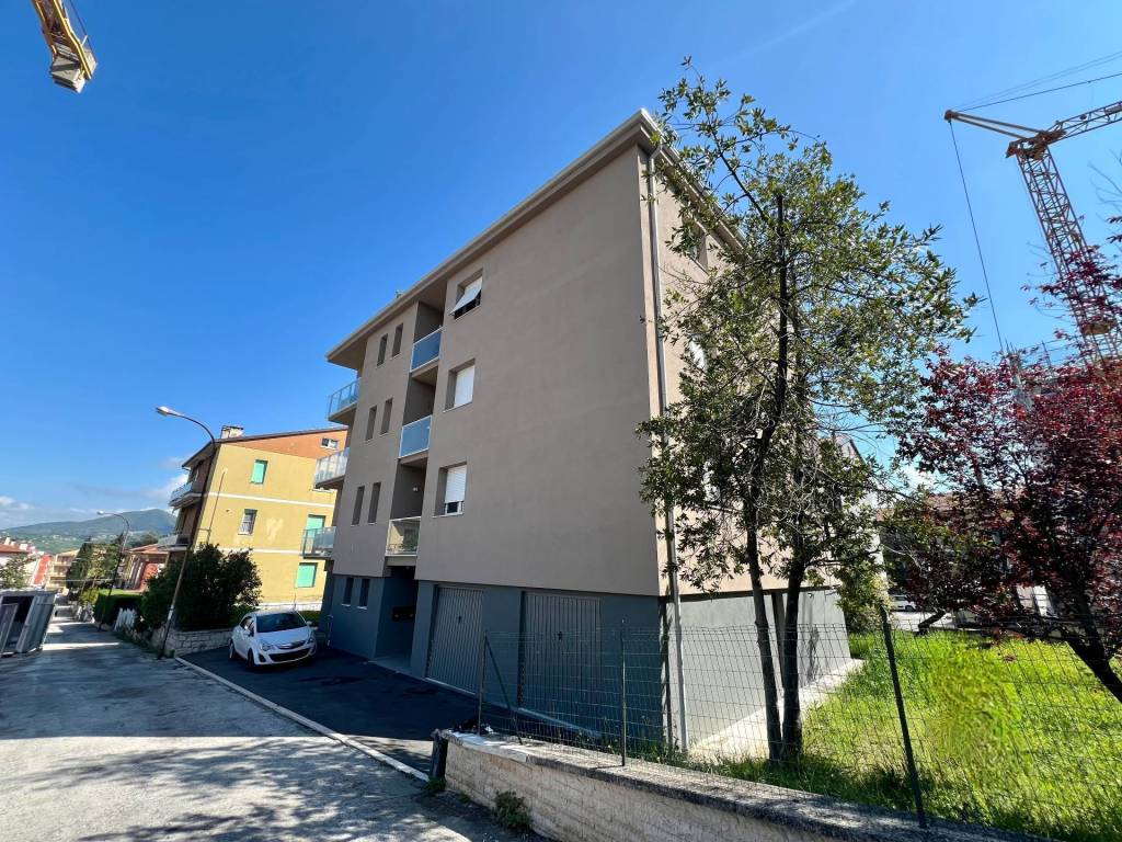 Appartamento a Fabriano in VIA BOCCI, 22 - Foto 2