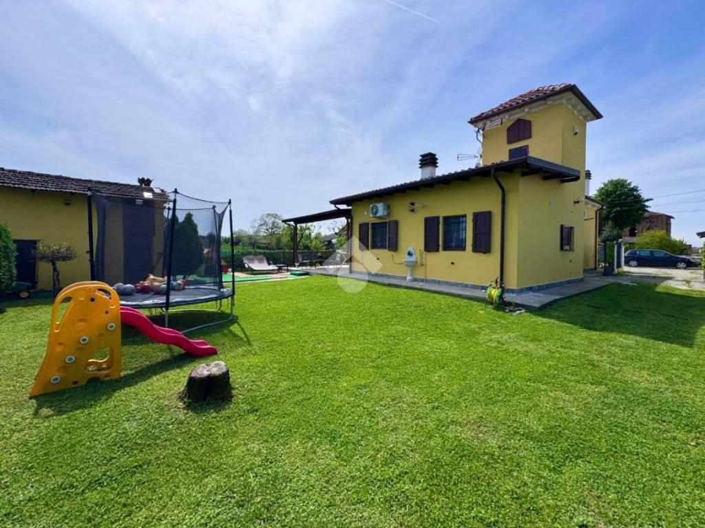 Casa indipendente a Pinarolo po in Via Ca' Bellotti, 36 - Foto 4