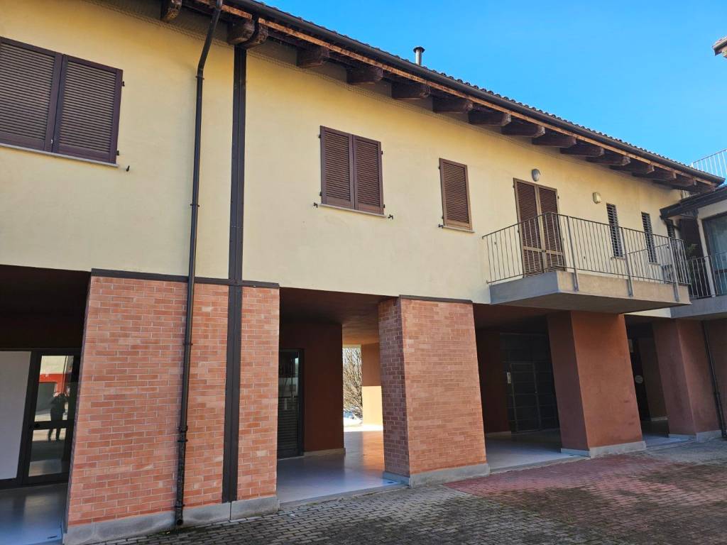 Appartamento a Guarene in Corso Canale - Foto 4