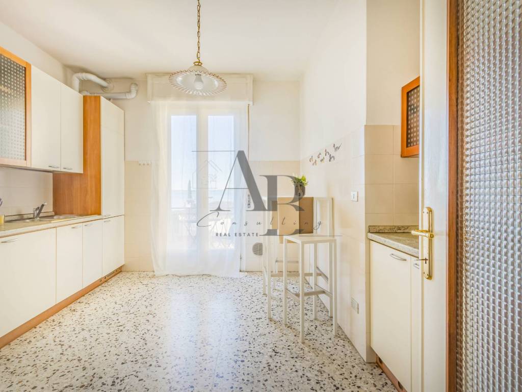 Appartamento a Bardolino in Via Peschiera, 30 - Foto 4