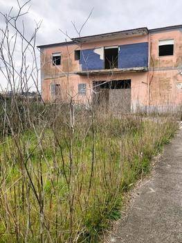 Villa a Mondragone in Via Domiziana - Foto 3