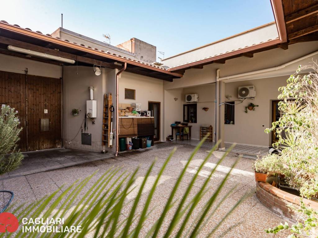 Casa indipendente a Monserrato in Via Deroma, 30 - Foto 2