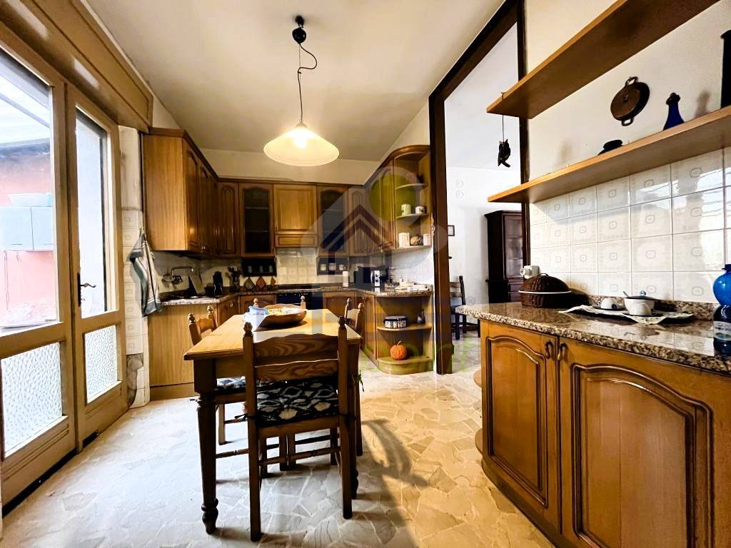 Casa indipendente a Asola in Via Giardino, 30 Barchi - Foto 4