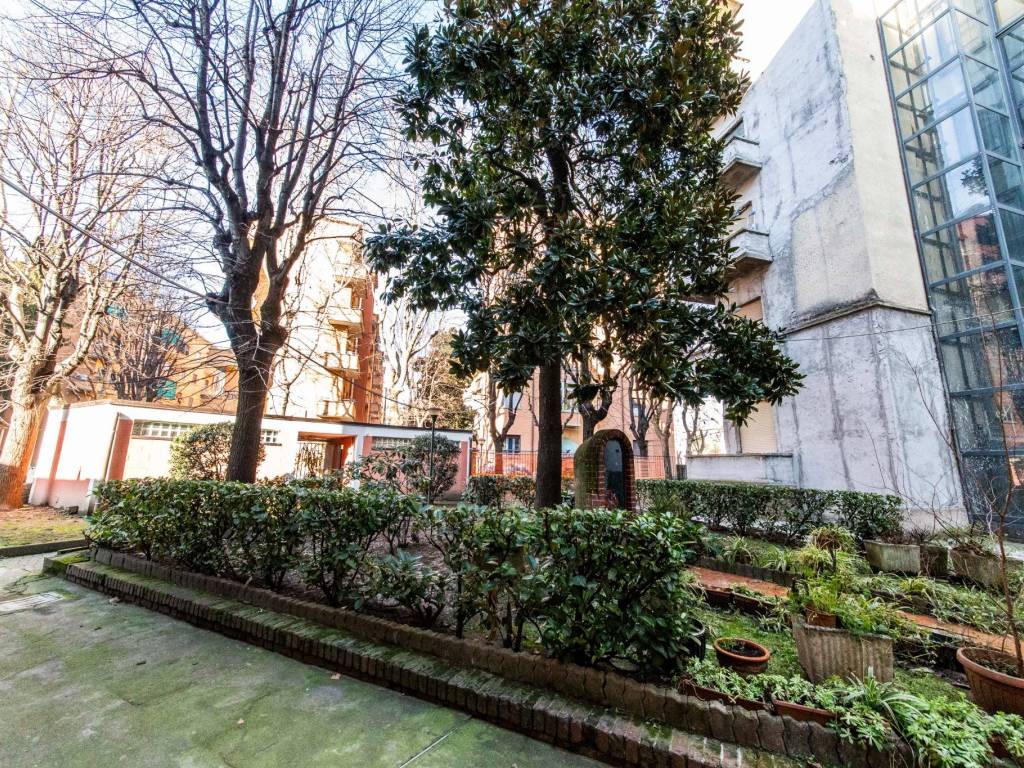 Appartamento a Milano in Piazzale Selinunte, 11 - Foto 3