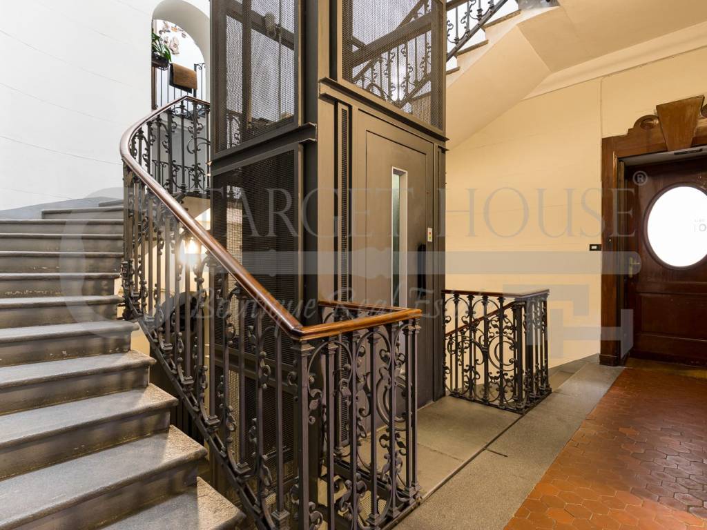 Appartamento a Como in Via Alessandro Volta - Foto 2