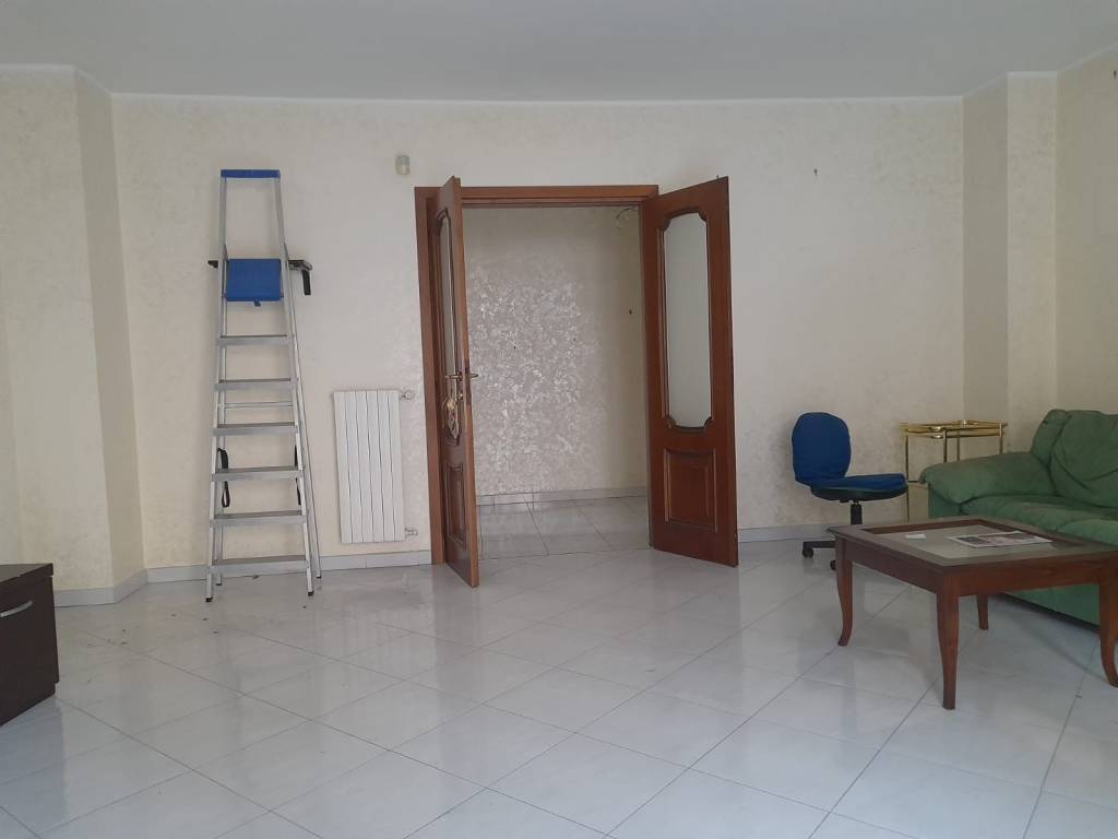 Appartamento a Napoli in Via Enrico Cosenz, 13 - Foto 2
