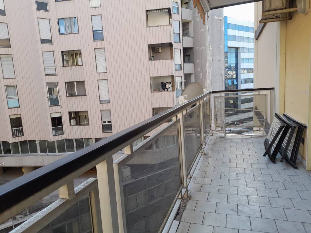 Appartamento a Napoli in Via Enrico Cosenz, 13 - Foto 4
