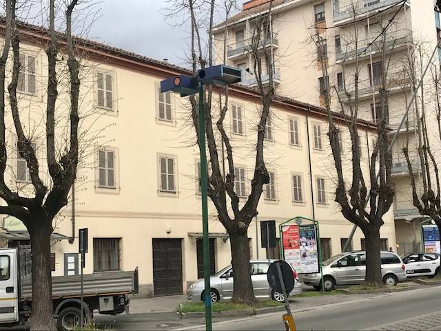 Palazzo / stabile a Acqui terme in Corso Camillo Benso di Cavour, 1 - Foto 3