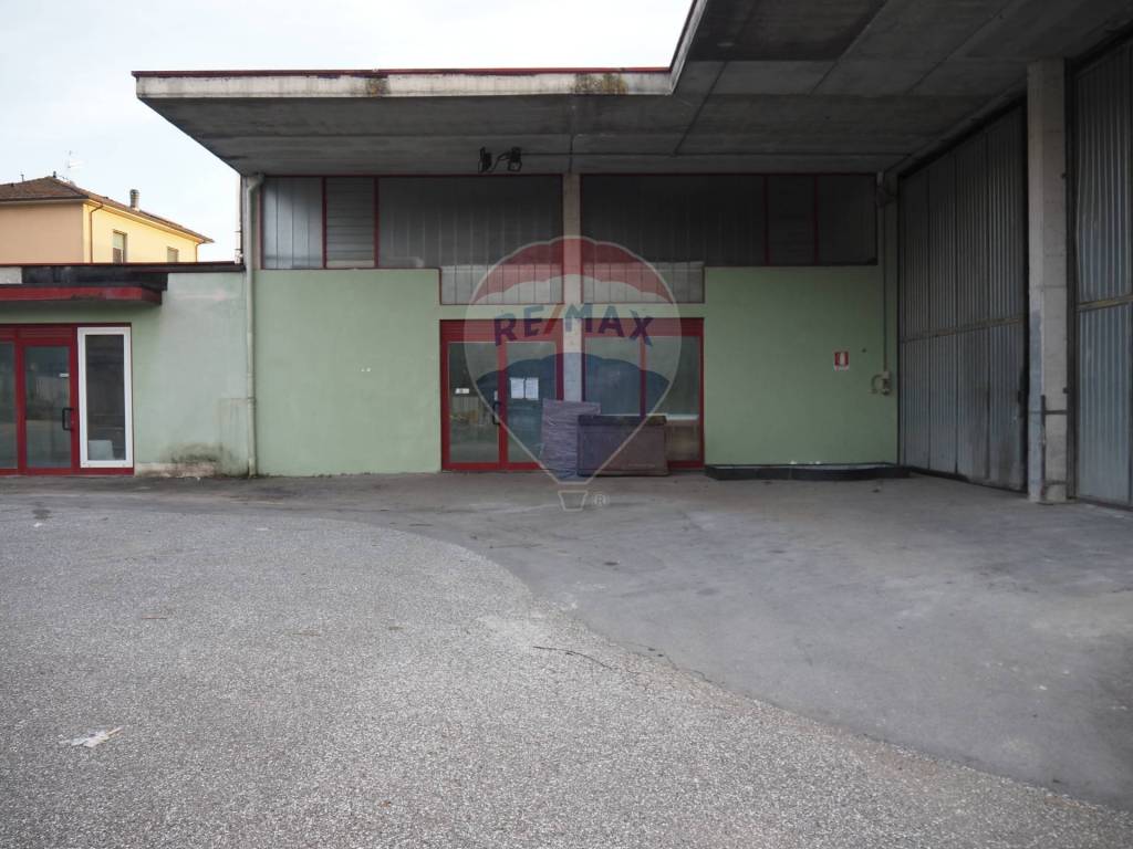 Immobile a Barga in via Papa Giovanni XXIII, 5 - Foto 2