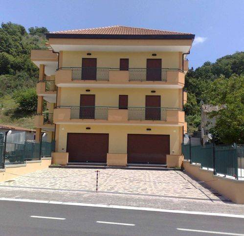 Appartamento a Castelnuovo cilento in Via Nazionale 11 - Foto 2