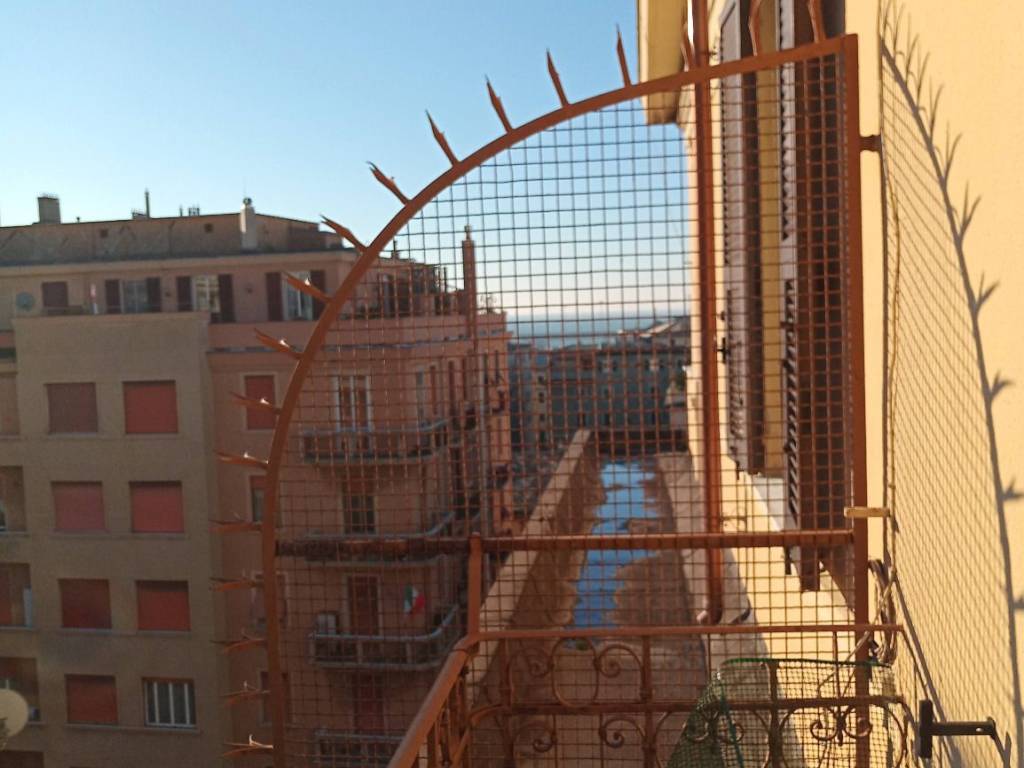 Appartamento a Genova in Via Antonio Cantore - Foto 3
