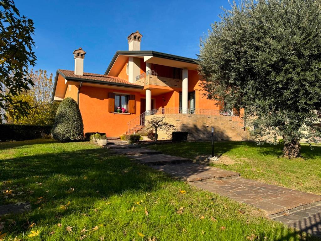 Villa a Pernumia in Via Giotto, 36 - Foto 4