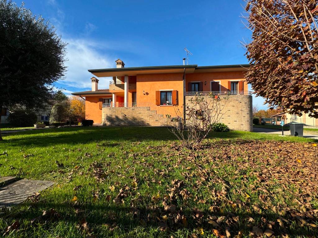 Villa a Pernumia in Via Giotto, 36 - Foto 5