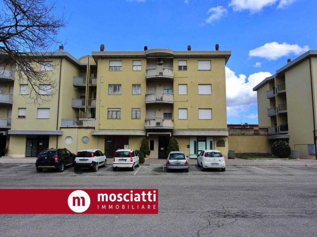 Appartamento a Matelica in Via Matteotti, 46 - Foto 2