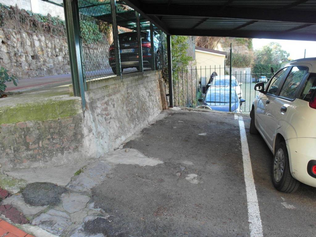 Box / garage a Genova in Via Podgora, 3 - Foto 2
